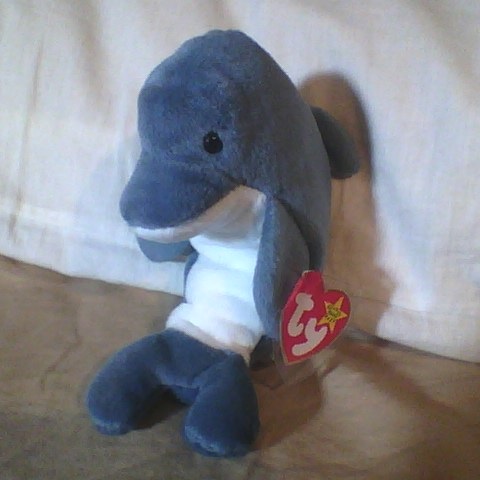 ecco the dolphin beanie baby